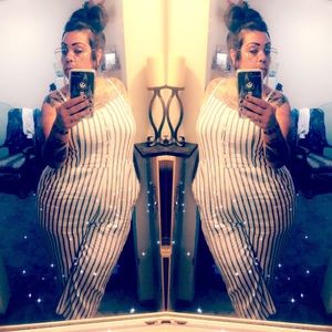 Meet your Posher, Dina